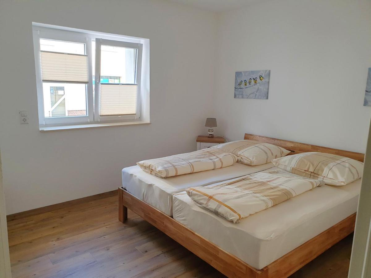 Ferienwohnung Zur Flatterulme 1 Weisswasser Exterior foto